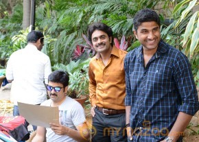 Telugu Warriors Team Meet Sachin Tendulkar & Laxman   photo 18