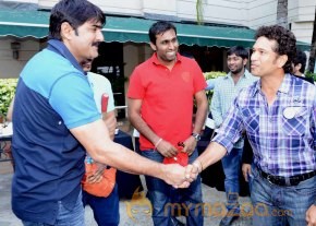 Telugu Warriors Team Meet Sachin Tendulkar & Laxman   photo 80