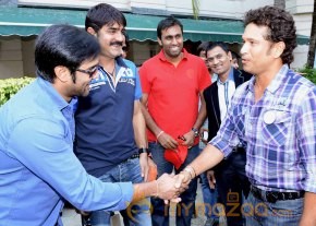 Telugu Warriors Team Meet Sachin Tendulkar & Laxman   photo 19