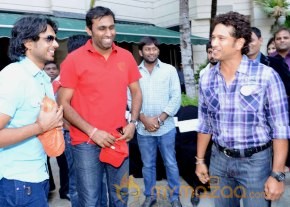 Telugu Warriors Team Meet Sachin Tendulkar & Laxman   photo 37