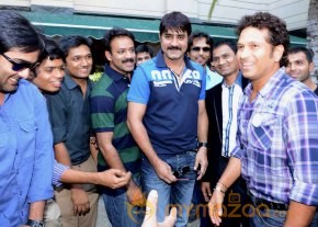 Telugu Warriors Team Meet Sachin Tendulkar & Laxman   photo 28