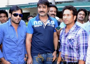 Telugu Warriors Team Meet Sachin Tendulkar & Laxman   photo 58
