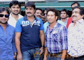 Telugu Warriors Team Meet Sachin Tendulkar & Laxman   photo 33