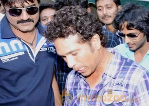 Telugu Warriors Team Meet Sachin Tendulkar & Laxman   photo 55