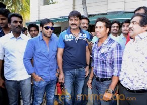 Telugu Warriors Team Meet Sachin Tendulkar & Laxman   photo 56