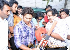 Telugu Warriors Team Meet Sachin Tendulkar & Laxman  