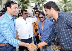 Telugu Warriors Team Meet Sachin Tendulkar & Laxman   photo 45