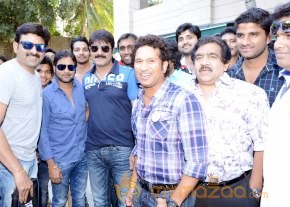 Telugu Warriors Team Meet Sachin Tendulkar & Laxman   photo 3