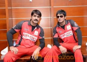 Telugu Warriors Vs Bhojpuri Dabanggs CCL 3 Match Gallery  photo 94