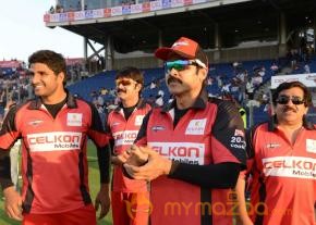 Telugu Warriors Vs Bhojpuri Dabanggs CCL 3 Match Gallery  photo 23