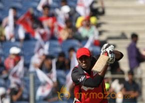 Telugu Warriors Vs Bhojpuri Dabanggs CCL 3 Match Gallery  photo 52