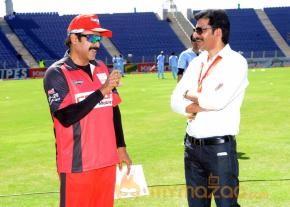 Telugu Warriors Vs Bhojpuri Dabanggs CCL 3 Match Gallery  photo 10