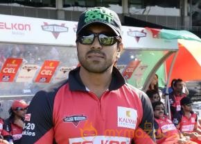 Telugu Warriors Vs Bhojpuri Dabanggs CCL 3 Match Gallery  photo 76