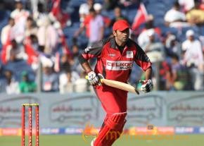 Telugu Warriors Vs Bhojpuri Dabanggs CCL 3 Match Gallery  photo 68