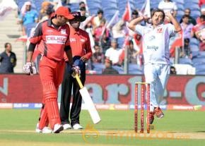 Telugu Warriors Vs Bhojpuri Dabanggs CCL 3 Match Gallery  photo 83