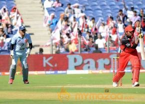 Telugu Warriors Vs Bhojpuri Dabanggs CCL 3 Match Gallery  photo 6