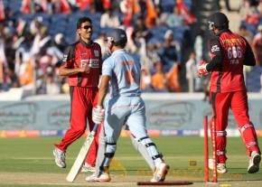 Telugu Warriors Vs Bhojpuri Dabanggs CCL 3 Match Gallery  photo 49