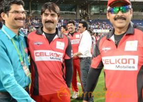 Telugu Warriors Vs Bhojpuri Dabanggs CCL 3 Match Gallery  photo 2