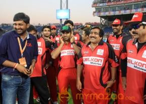 Telugu Warriors Vs Bhojpuri Dabanggs CCL 3 Match Gallery  photo 130