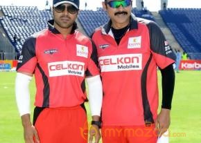 Telugu Warriors Vs Bhojpuri Dabanggs CCL 3 Match Gallery  photo 78
