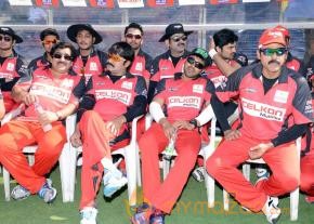 Telugu Warriors Vs Bhojpuri Dabanggs CCL 3 Match Gallery  photo 15