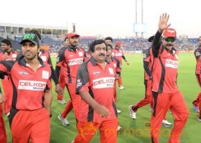 Telugu Warriors Vs Bhojpuri Dabanggs CCL 3 Match Gallery  photo 82
