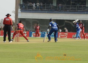 Telugu Warriors Vs Karnataka Bulldozers CCL 3 Match Gallery  photo 102
