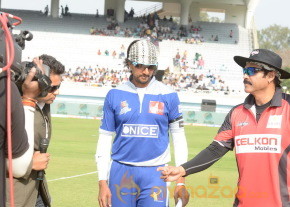Telugu Warriors Vs Karnataka Bulldozers CCL 3 Match Gallery  photo 35