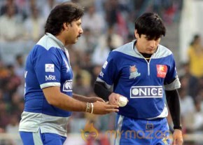 Telugu Warriors Vs Karnataka Bulldozers CCL 3 Match Gallery  photo 86