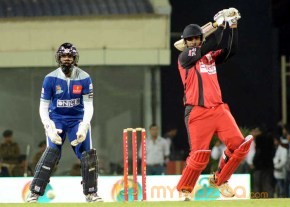 Telugu Warriors Vs Karnataka Bulldozers CCL 3 Match Gallery  photo 17