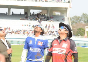 Telugu Warriors Vs Karnataka Bulldozers CCL 3 Match Gallery  photo 127