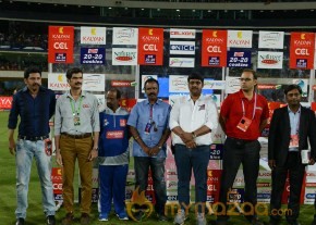 Telugu Warriors Vs Karnataka Bulldozers CCL 3 Match Gallery  photo 27