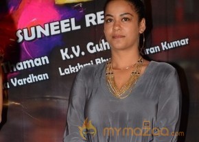 Thikka First Look Release Photos photo 21
