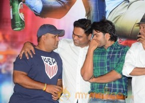 Thikka First Look Release Photos photo 40