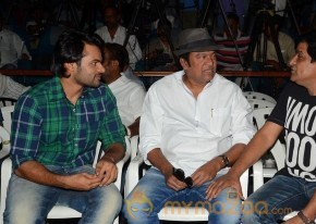 Thikka First Look Release Photos photo 46