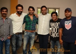 Thikka First Look Release Photos photo 60