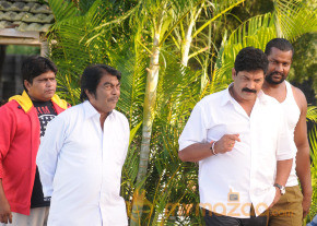 Tikka Movie Location Stills photo 13