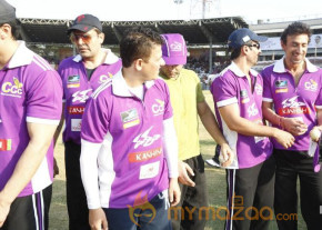 Tollywood VS Bollywood Cricket Match Photos photo 4