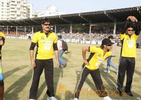 Tollywood VS Bollywood Cricket Match Photos photo 12