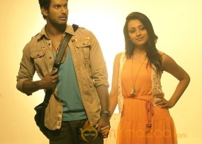 Trisha Ventadu Vetadu Hot Pics photo 2