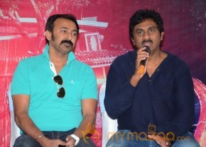 Trisha's Nayaki Release Press Meet pics photo 14