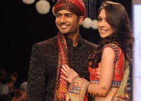 TV Celebs Walk the Ramp at IIJW 2013 photo 14