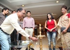 Uday Kiran & Madhavi Latha At Muse Art Gallery  photo 23