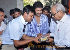 Uday Kiran New Movie Lunch Gallery photo 7