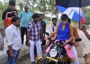  Vaadu Veedu O Kalpana Working Stills  photo 7