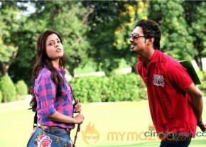 VARUN SANDESH NEW MOVIE WALLPAPERS photo 17