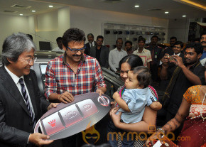 Venkatesh At Lakshmi Nissan ShowRoom Launch photo 2