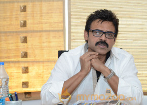 Venkatesh At SVSC Movie Success Meet   photo 16