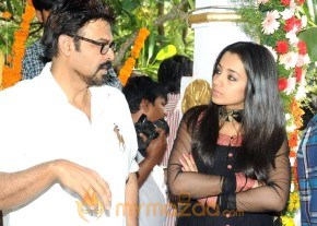 Venkatesh and Trisha New Movie Launch Gallery photo 6