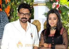 Venkatesh and Trisha New Movie Launch Gallery photo 14
